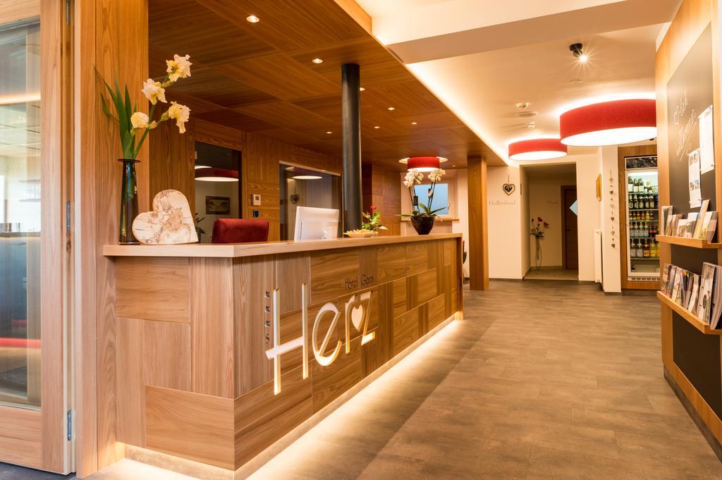 Hotel Garni Herz Tirolo Dış mekan fotoğraf